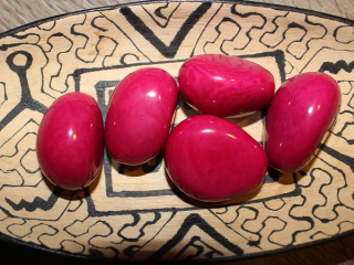 Tagua - korálek (růžový)