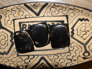 Tagua obdélník (černý, 2 dírky)