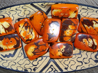 Knoflík obdélník (oranžový)