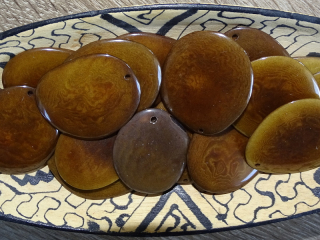 Tagua - plátek (hnědý)