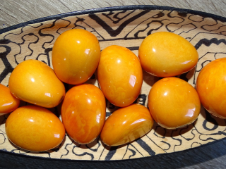 Tagua - korálek (žlutooranžový)