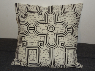 Polštářek (shipibo smetanová, 40x40 cm)