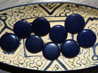 Tagua placička 25 mm (2 díry, tmavě modrá)