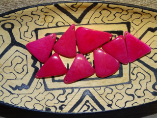 Tagua trojúhelník (růžový)