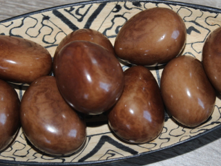 Tagua - maxikorálek (hnědý)