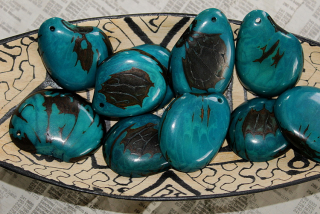 Tagua - placka (tyrkysová)