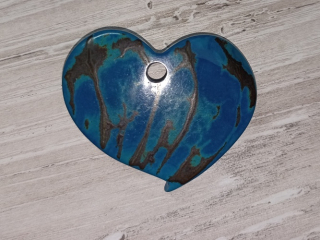 Tagua - srdíčko (designové, tyrkysové, kresba)