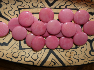 Tagua - placička 18 mm (světle růžová)