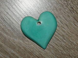 Tagua - srdíčko (placaté, aqua, bez kresby)