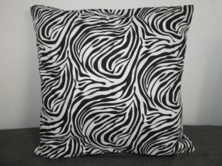 Polštářek (zebra, 50x50 cm)